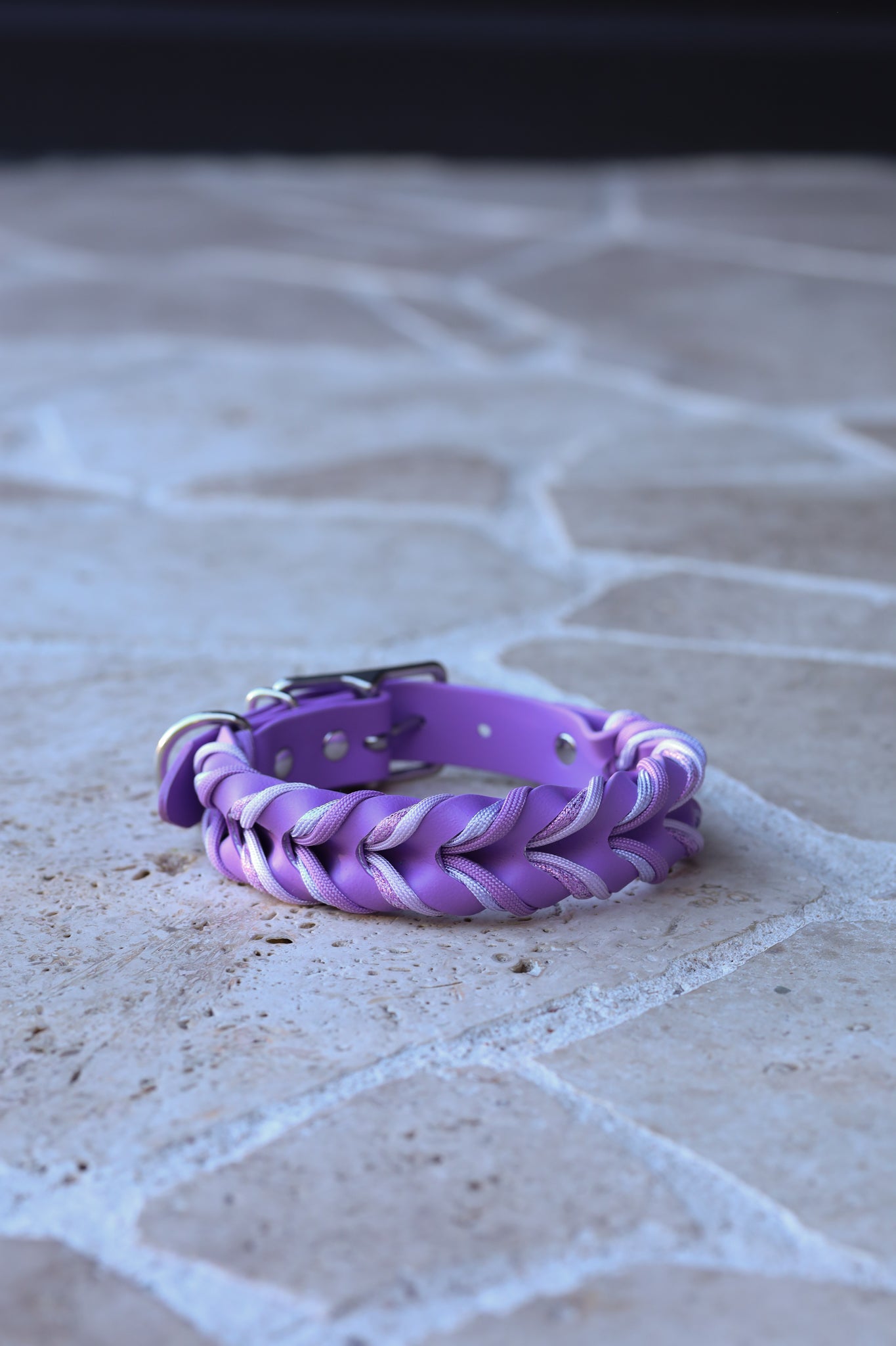 Sample sale 25mm 34cm Purple sparks braided collar